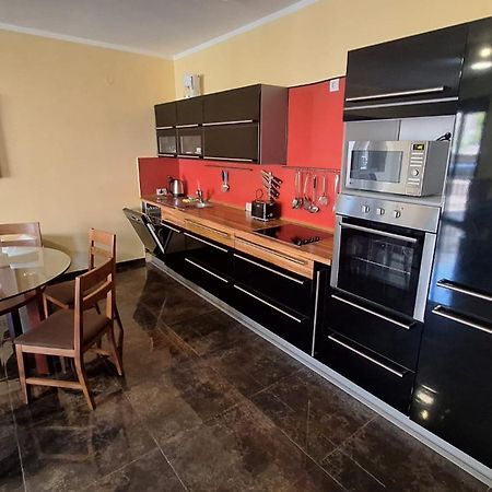 Apartments Coral Котор Екстериор снимка