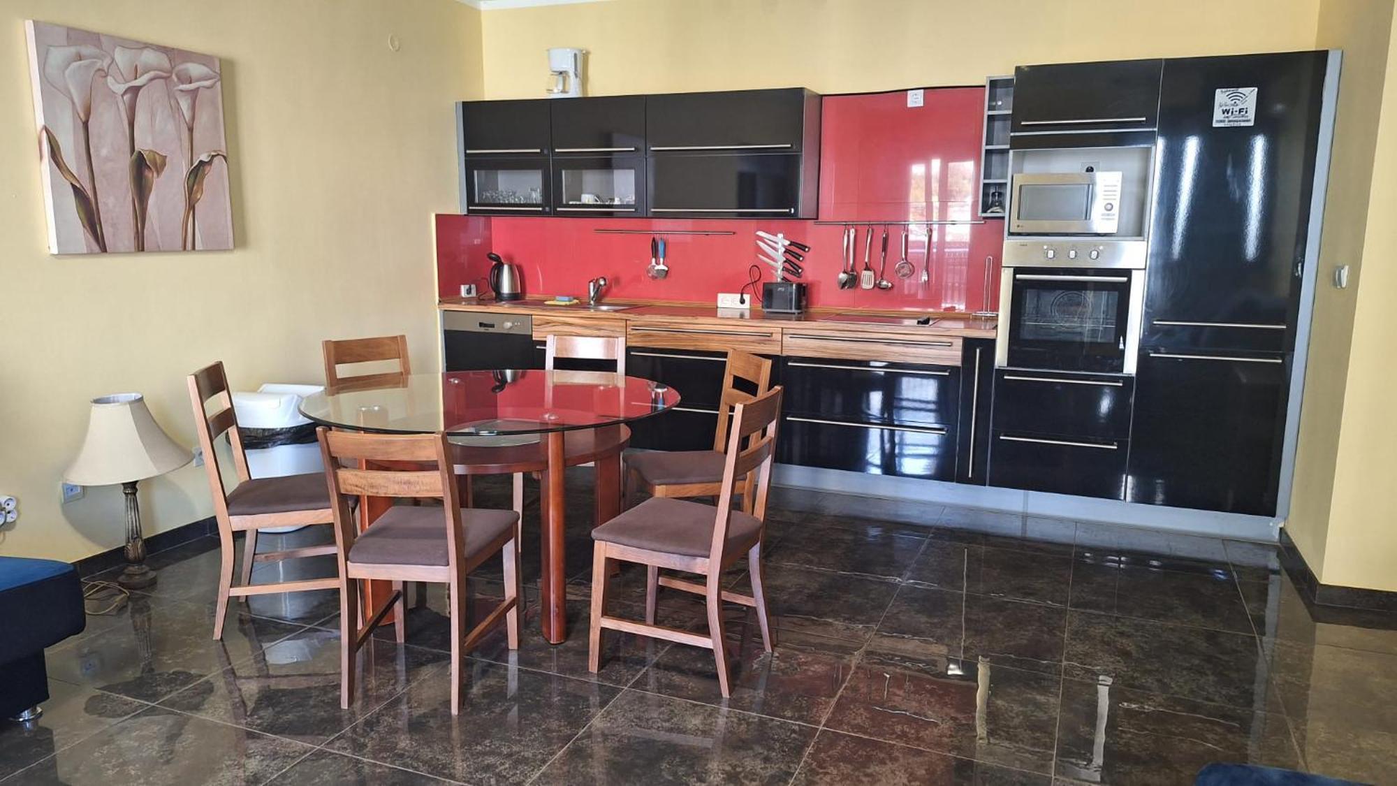 Apartments Coral Котор Екстериор снимка